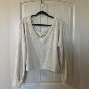 PEACH LOVE CALIFORNIA CROP TOP FUZZY SWEATER